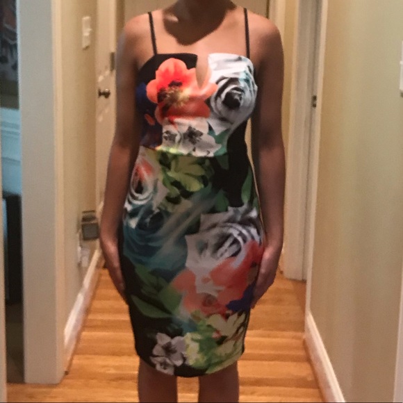 Black floral Bisou Bisou dress - Picture 2 of 4